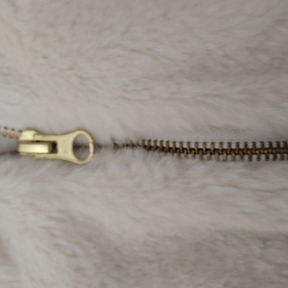 Faux Fur Jacket - Picture 4 of 4